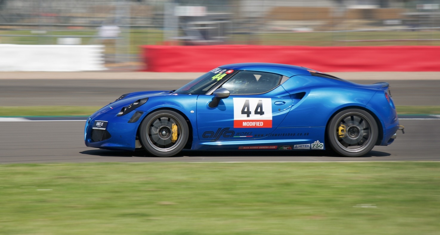 4C - Racing to third from the Pitlane